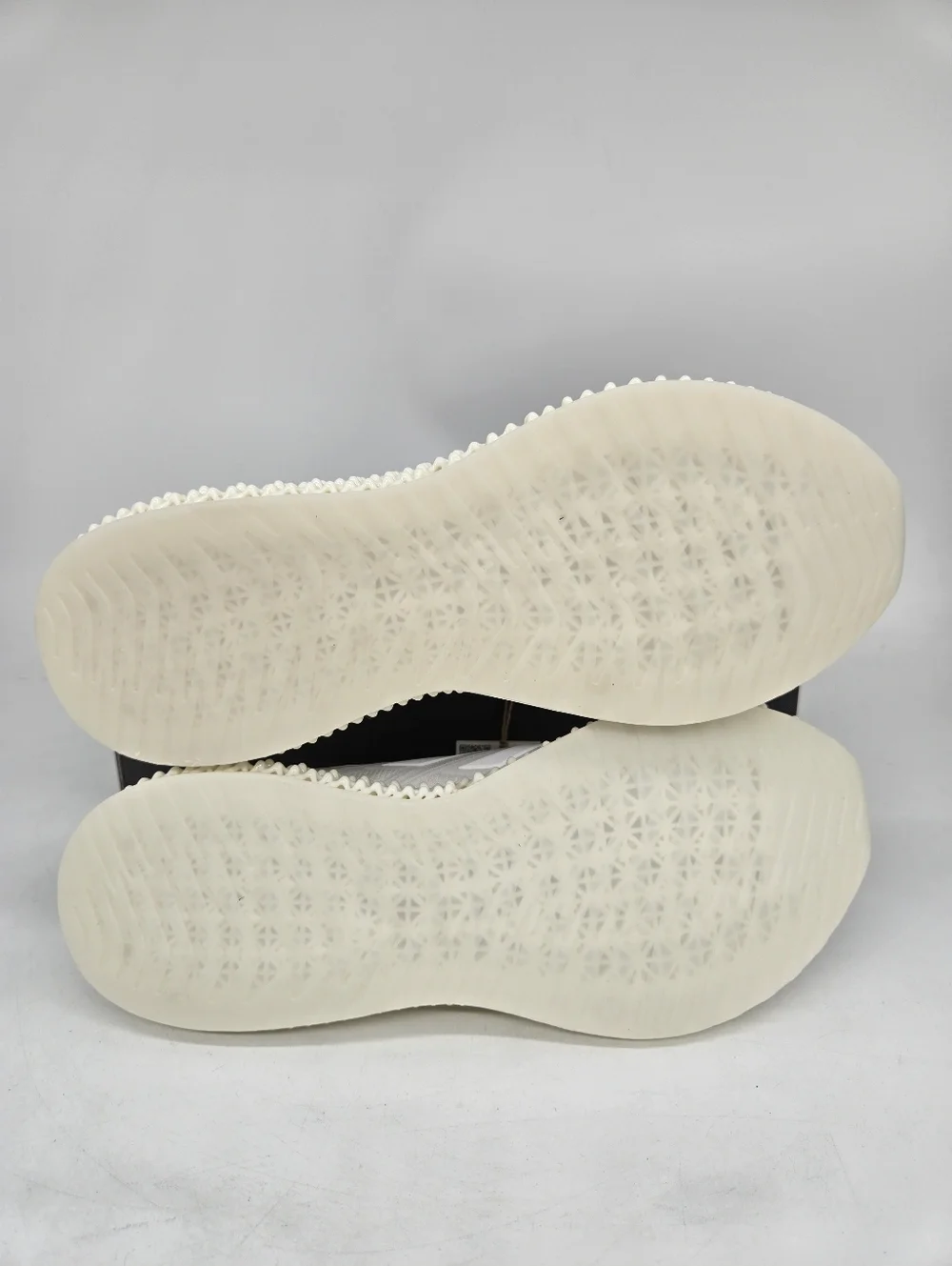 Adidas Women's 4DFWD 4 Triple White Running Shoes Size 7.5 New - Picture 7 of 8